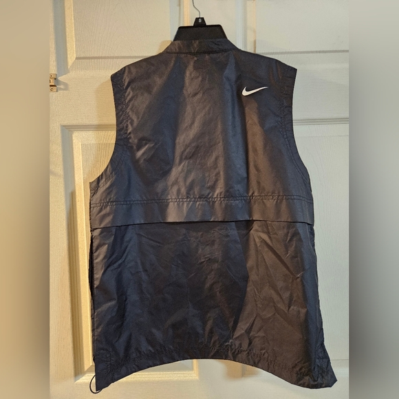 Nike Women's Sleeveless Full-Zip Tour Repel Golf Vest: BLACK: NEW WITH TAGS: M - Picture 9 of 9